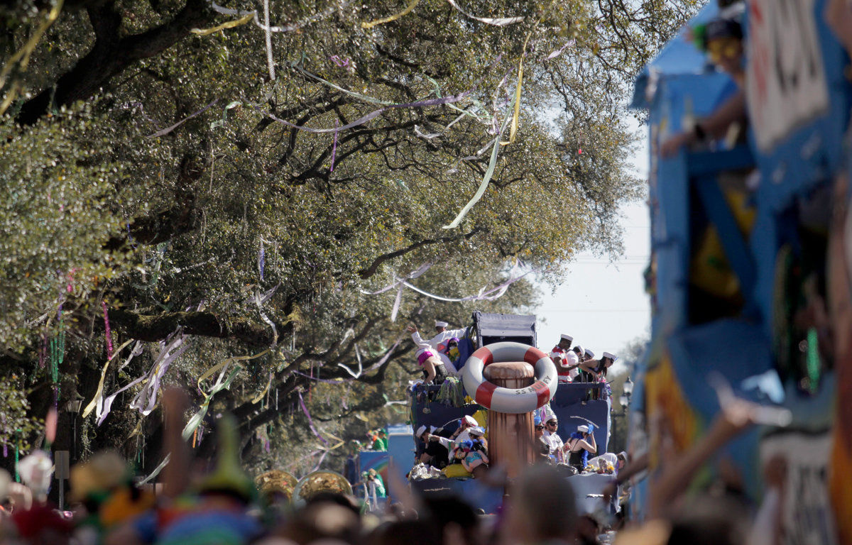 Krewe of Tucks 2017: See photos of the potty-humor parade